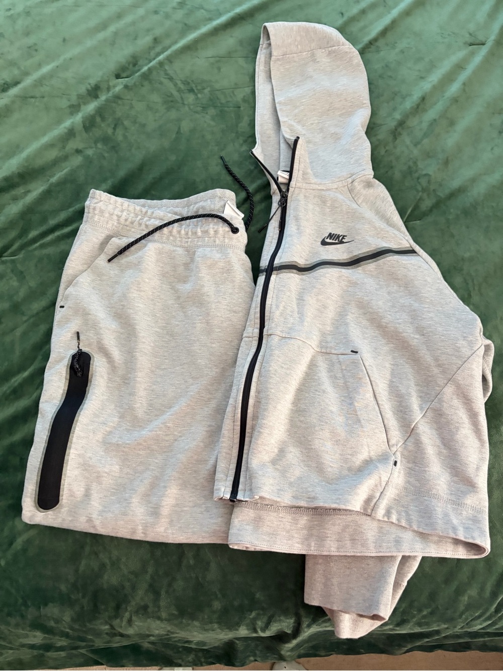 Nike woman’s Light Gray Hooded Sweatpants & Joggers Set
